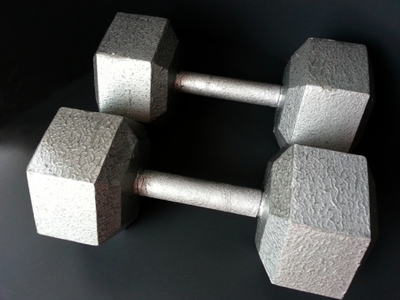 Dumbbell compound movements to sculpt a killer body in 3 months