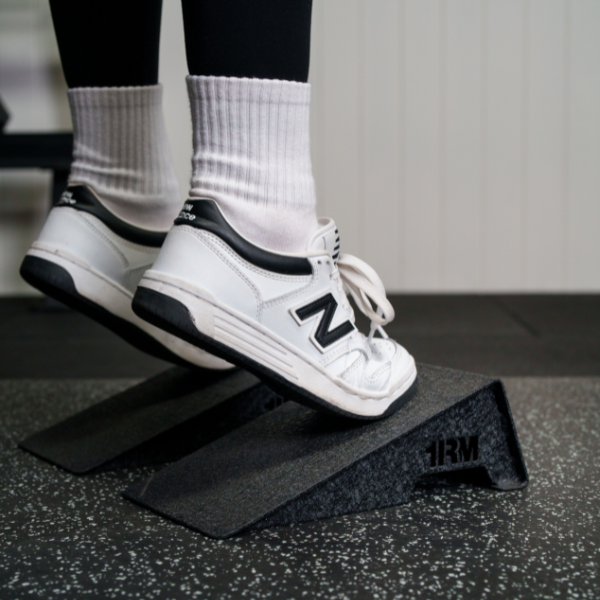 1RM Squat Wedge 20 Degree Incline - PAIR
