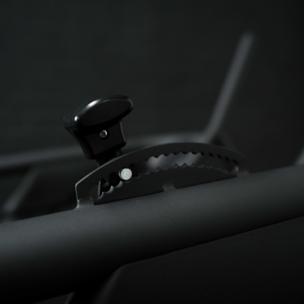 1RM Curved Runner Treadmill - Magnetic Resistance