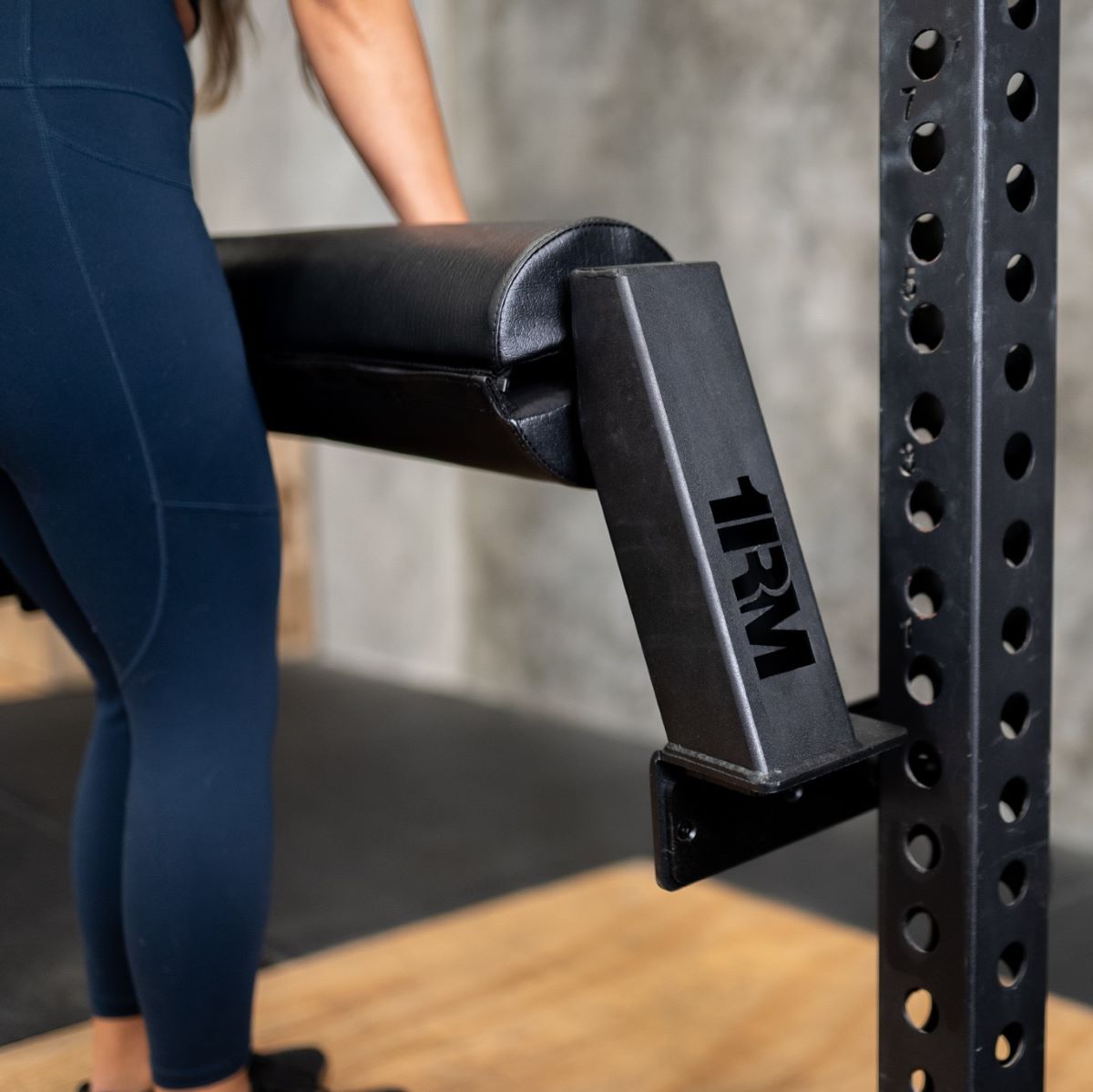 Hip Thruster Rack 1RM Rig Mounted Hip Thruster Attachment | Little Bloke Fitness